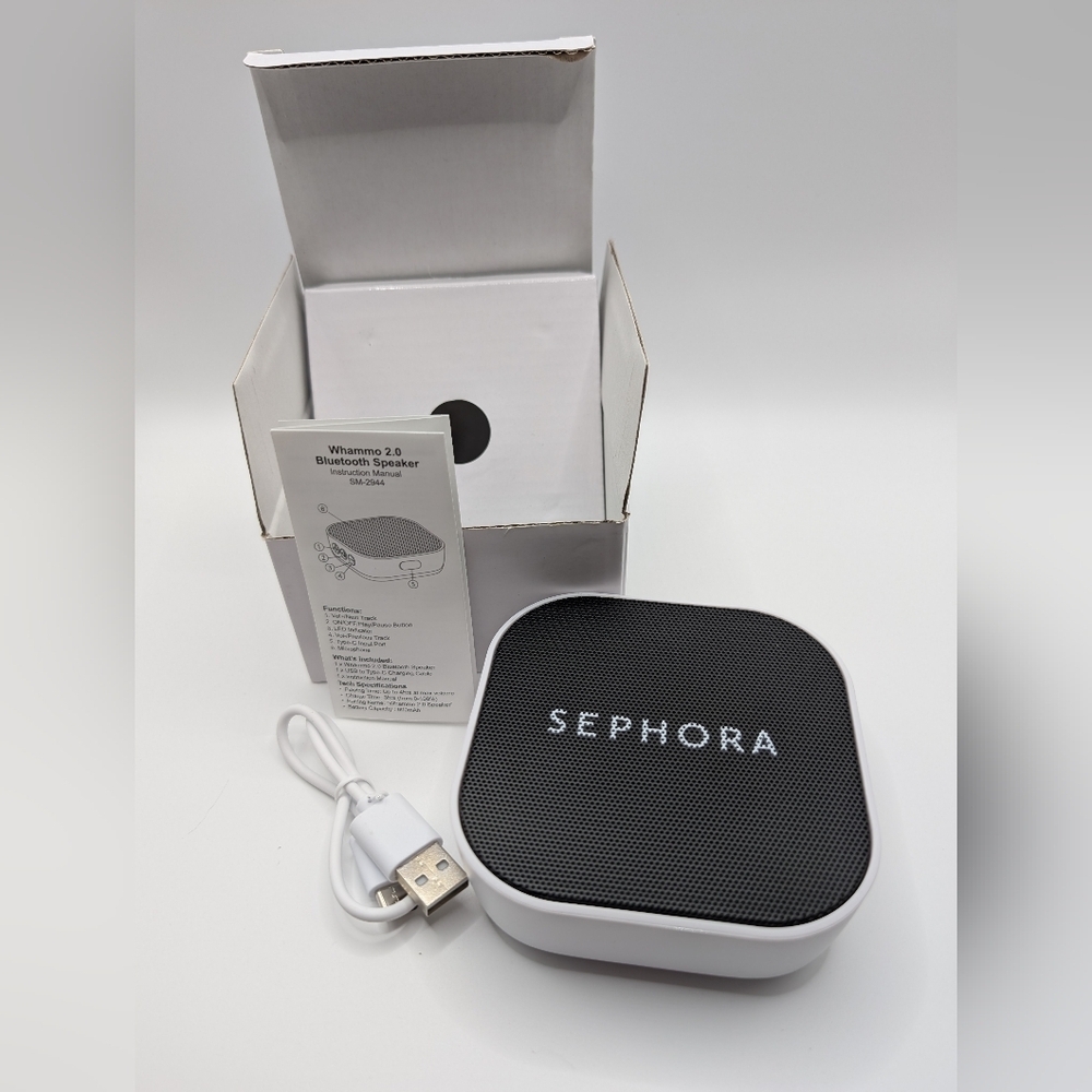 Sephora Whammo 2.0 Mini Portable Bluetooth Speaker White New In Box Gift